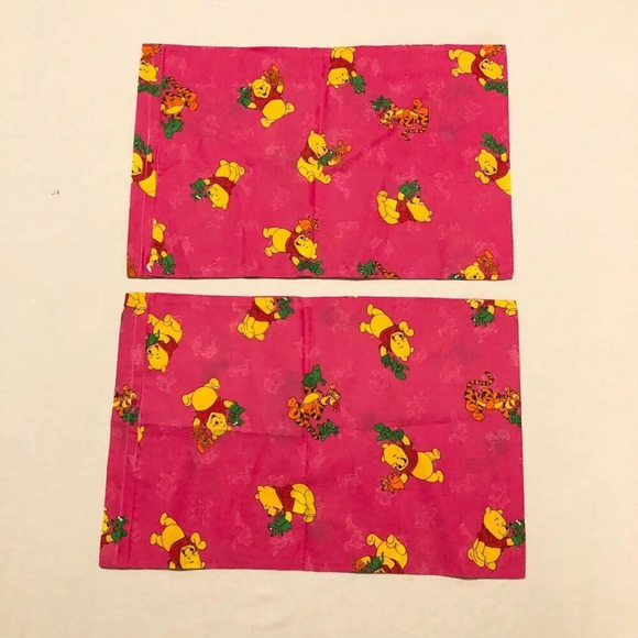 Vtg 2 Winnie The Pooh Pillow Cases Hand Puppets Pink 22.5 x 14.5 - Picture 2 of 16